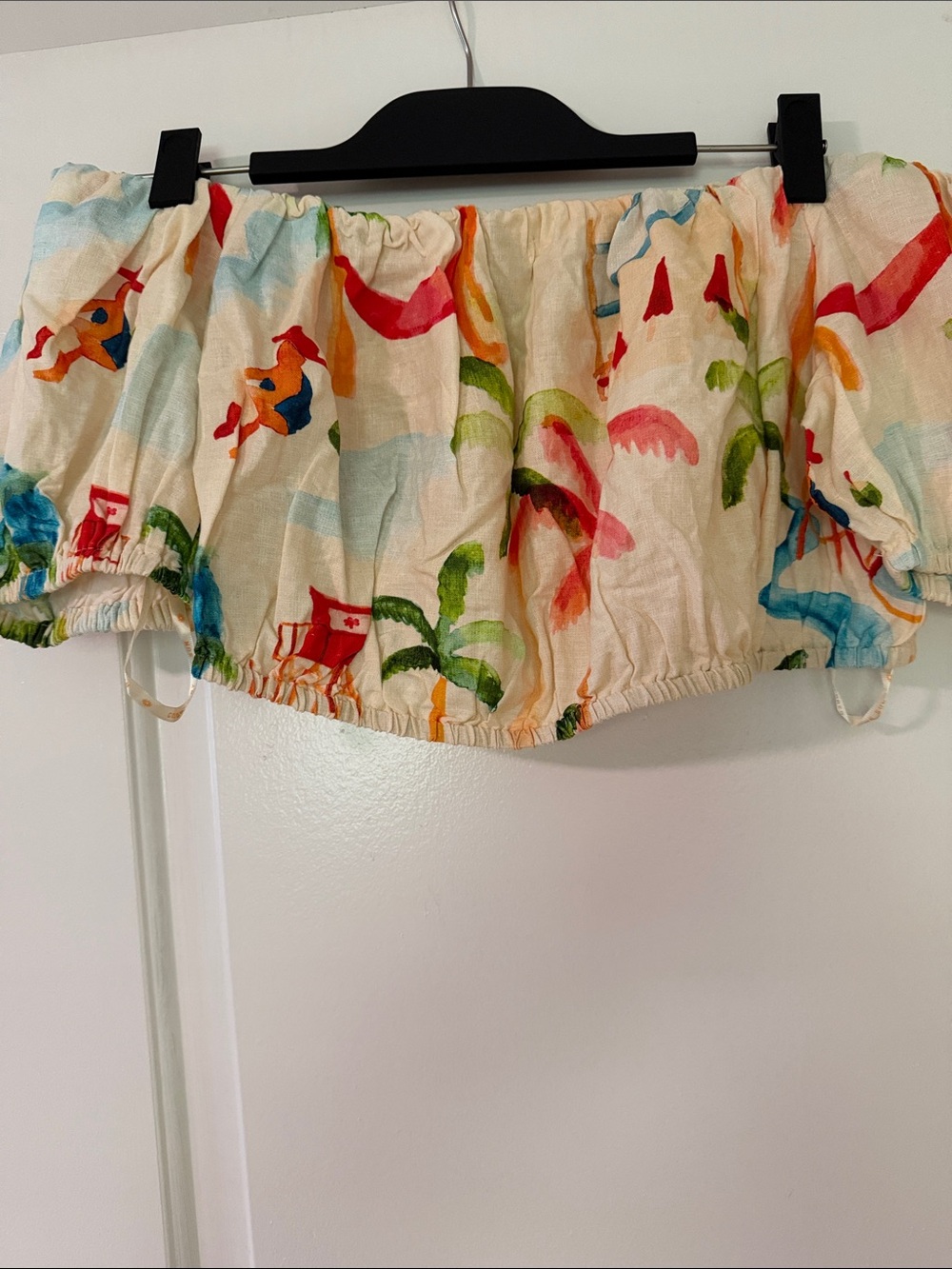 FARM Rio Cream Off-Shoulder Floral Tropical Crop Top